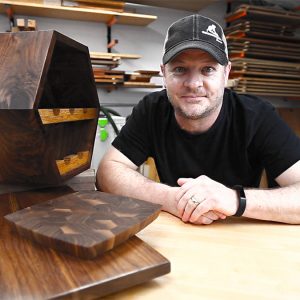 A Finishing Trick for a Dark, Even Color in Walnut Woodworking Projects –  Woodworkers Source Blog
